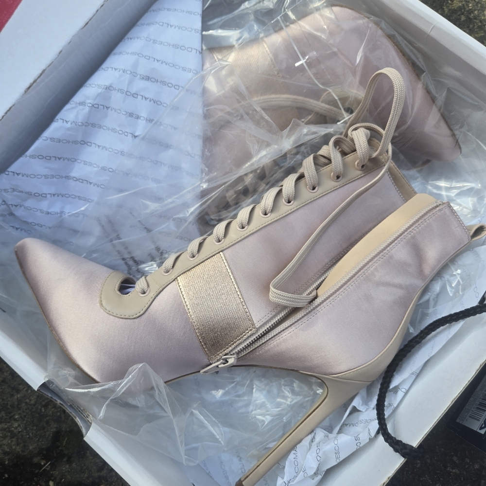 Woman's aldo boots new in box size 9*** - Picture 4 of 6